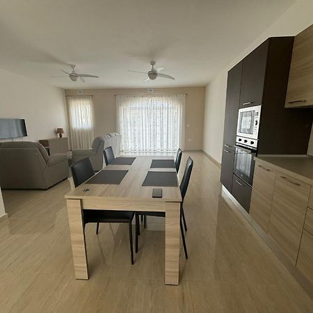 Victoria Modern Apartment Zewnętrze zdjęcie